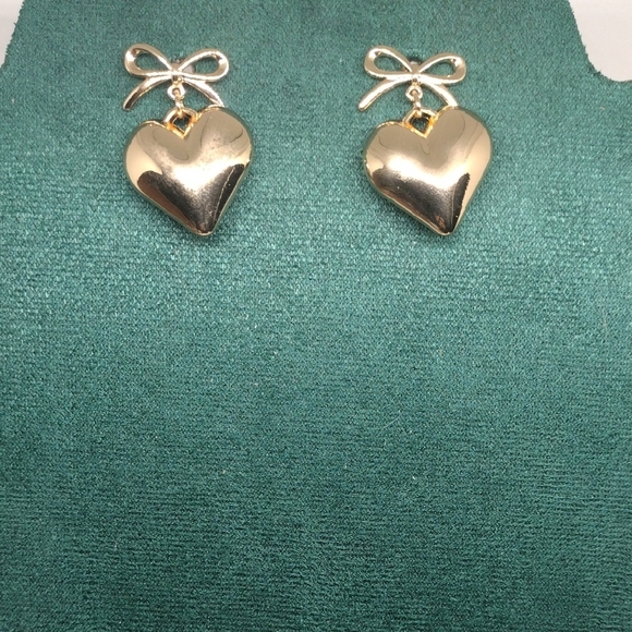 None Jewelry - Fashion Gold Heart Earrings with Bow